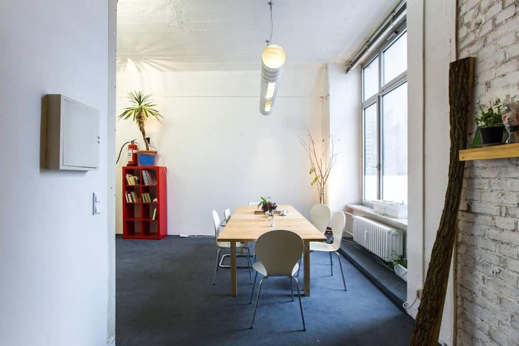 Апартаменти 200Qm Loft For Friends And Family - On The Spree! Берлін Екстер'єр фото