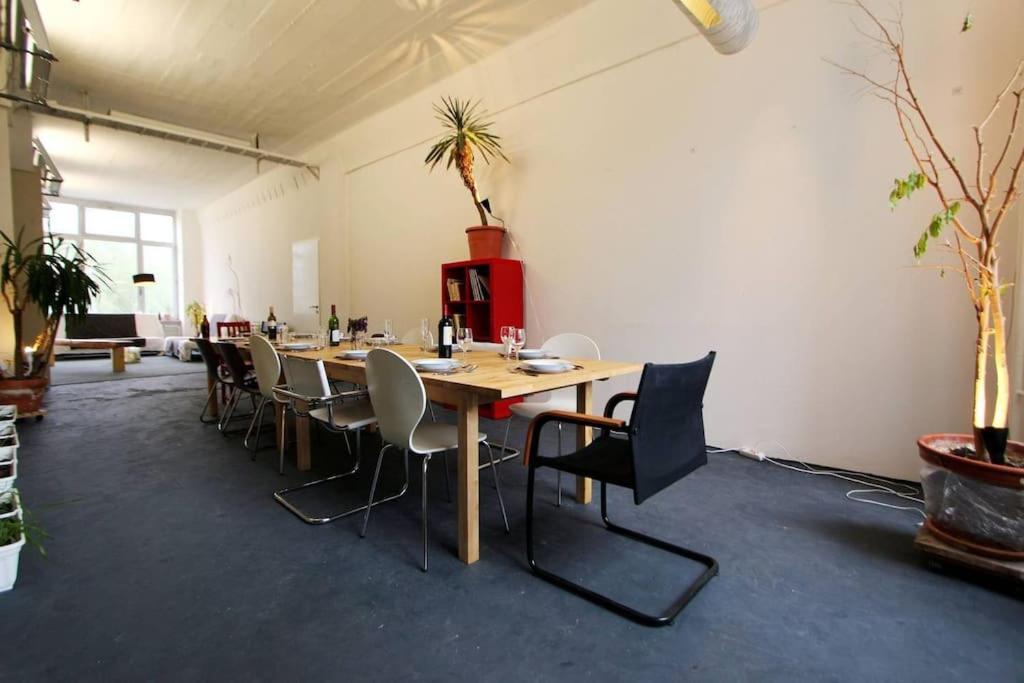 Апартаменти 200Qm Loft For Friends And Family - On The Spree! Берлін Екстер'єр фото