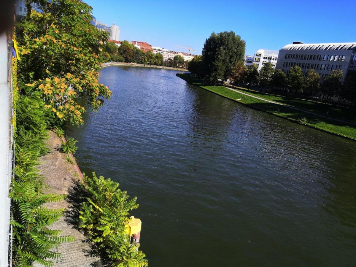 Апартаменти 200Qm Loft For Friends And Family - On The Spree! Берлін Екстер'єр фото